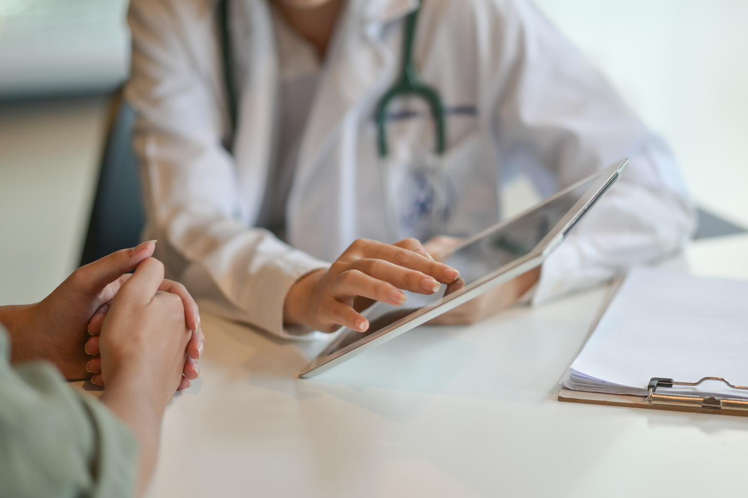 Assicurare trasparenza nelle decisioni farmacologiche e migliorare le cure